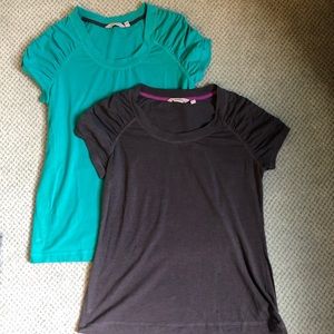 2 Athleta Workout Tops!!